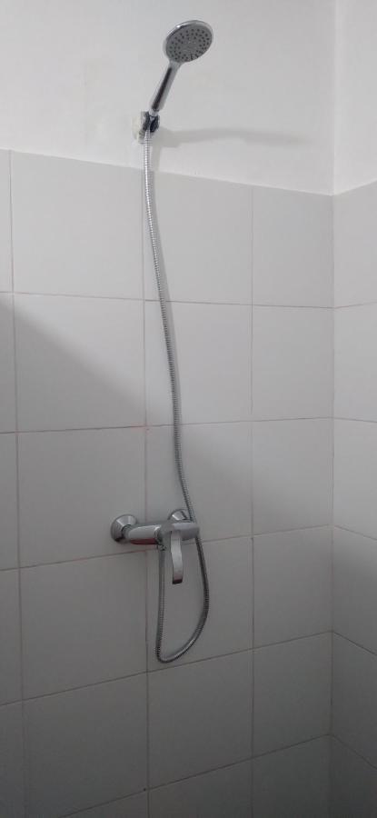 Aylluwasi Guesthouse Отавало Экстерьер фото