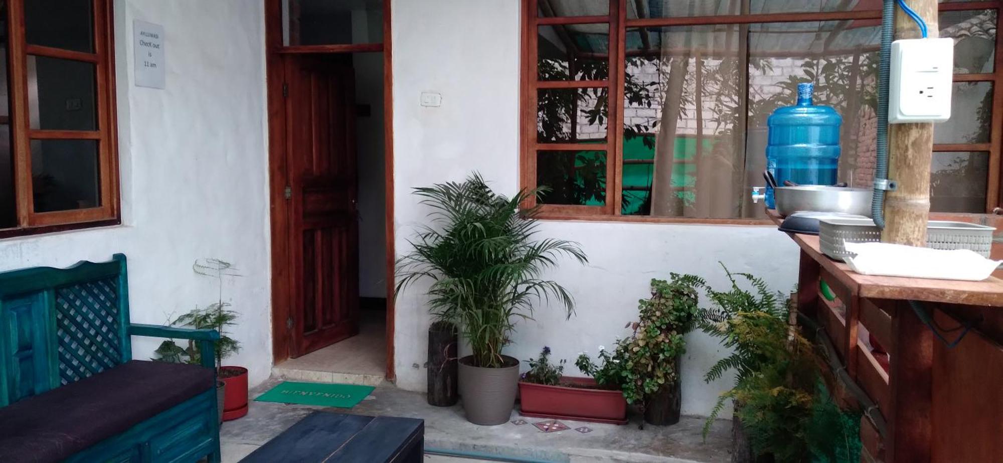 Aylluwasi Guesthouse Отавало Экстерьер фото