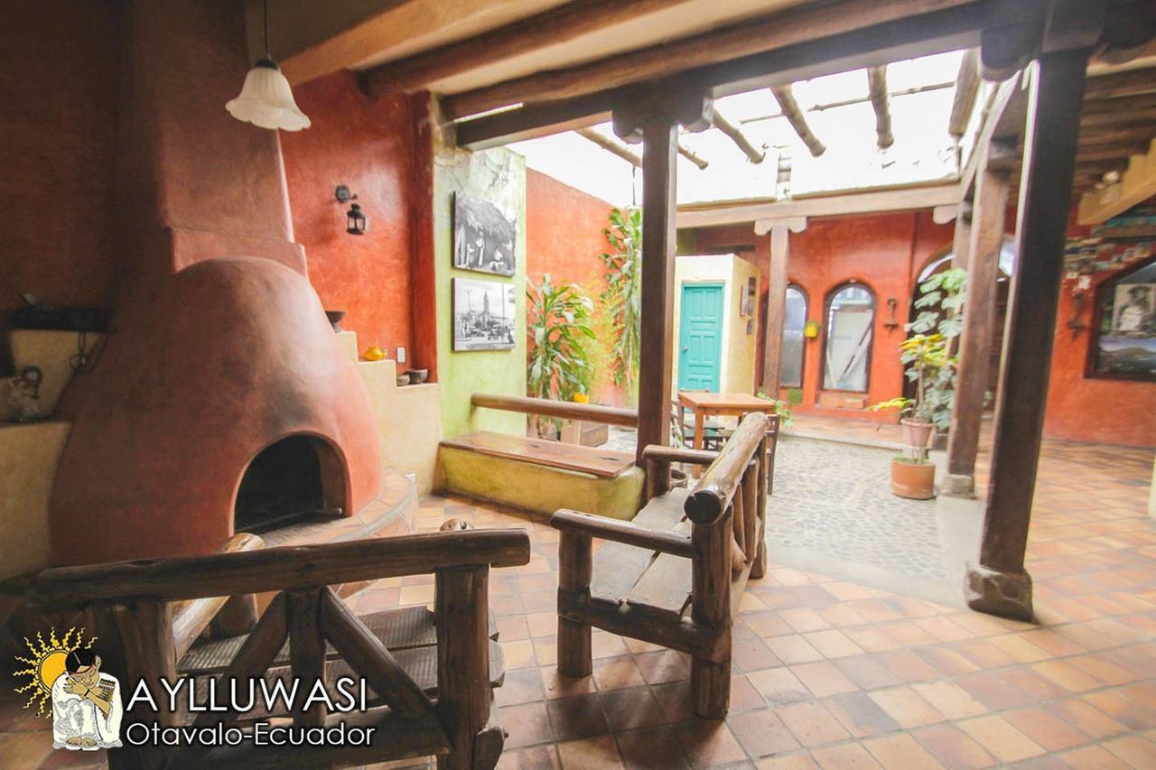 Aylluwasi Guesthouse Отавало Экстерьер фото