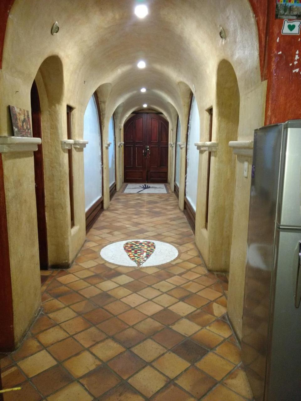 Aylluwasi Guesthouse Отавало Экстерьер фото