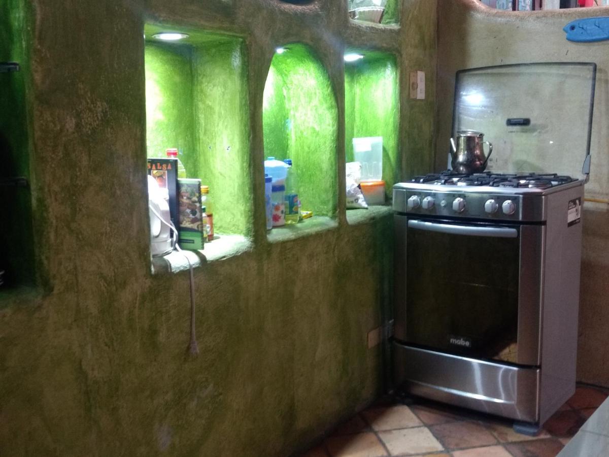 Aylluwasi Guesthouse Отавало Экстерьер фото